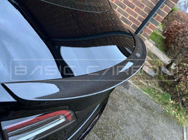 Load image into Gallery viewer, Basic Carbon Tesla Model 3 Dry Carbon Fibre Rear Spoiler